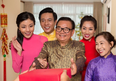 Tặng quà tết như thế nào để mang lại may mắn cho người biếu và người nhận
